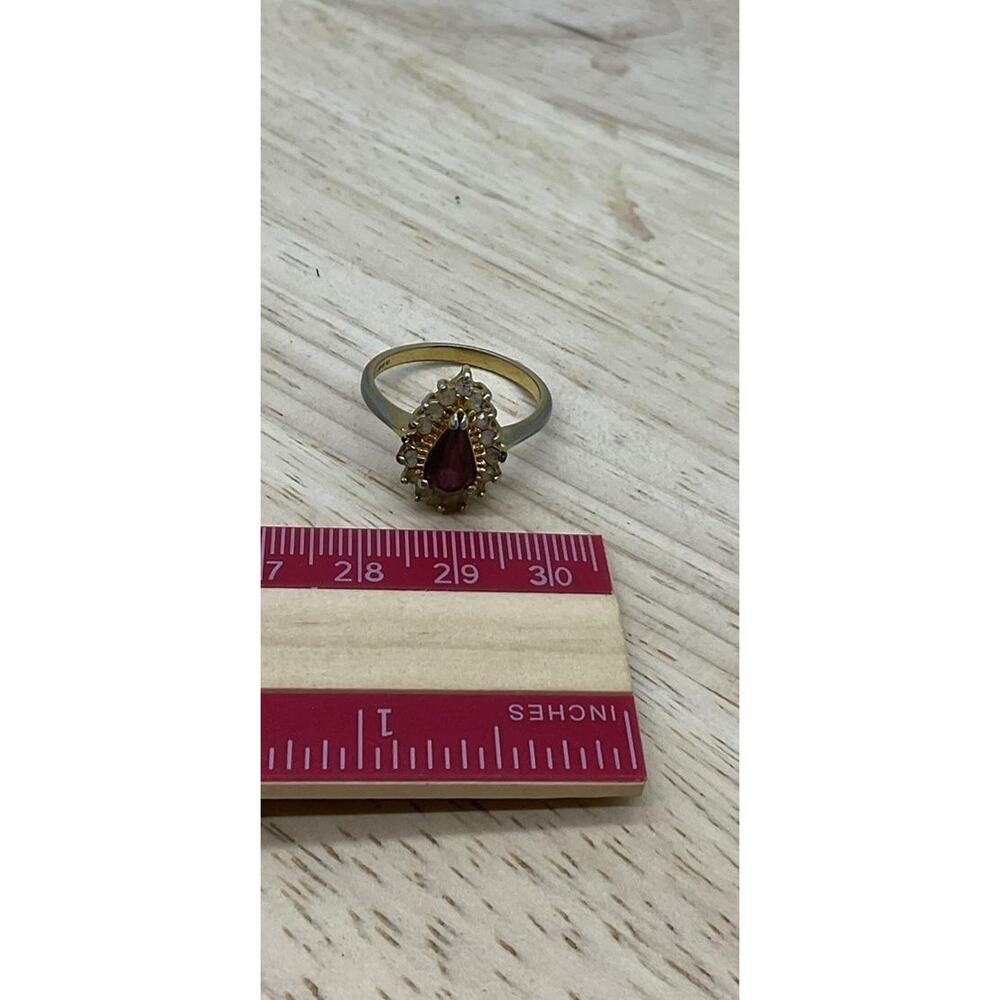Gold Tone Red Teardrop Cocktail Ring Womens Size 10.5 Halo Rhinestone Statement